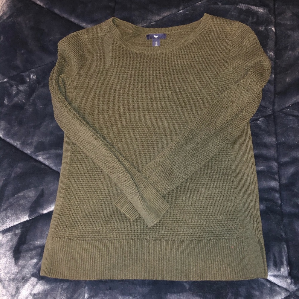 GAP forest green sweater